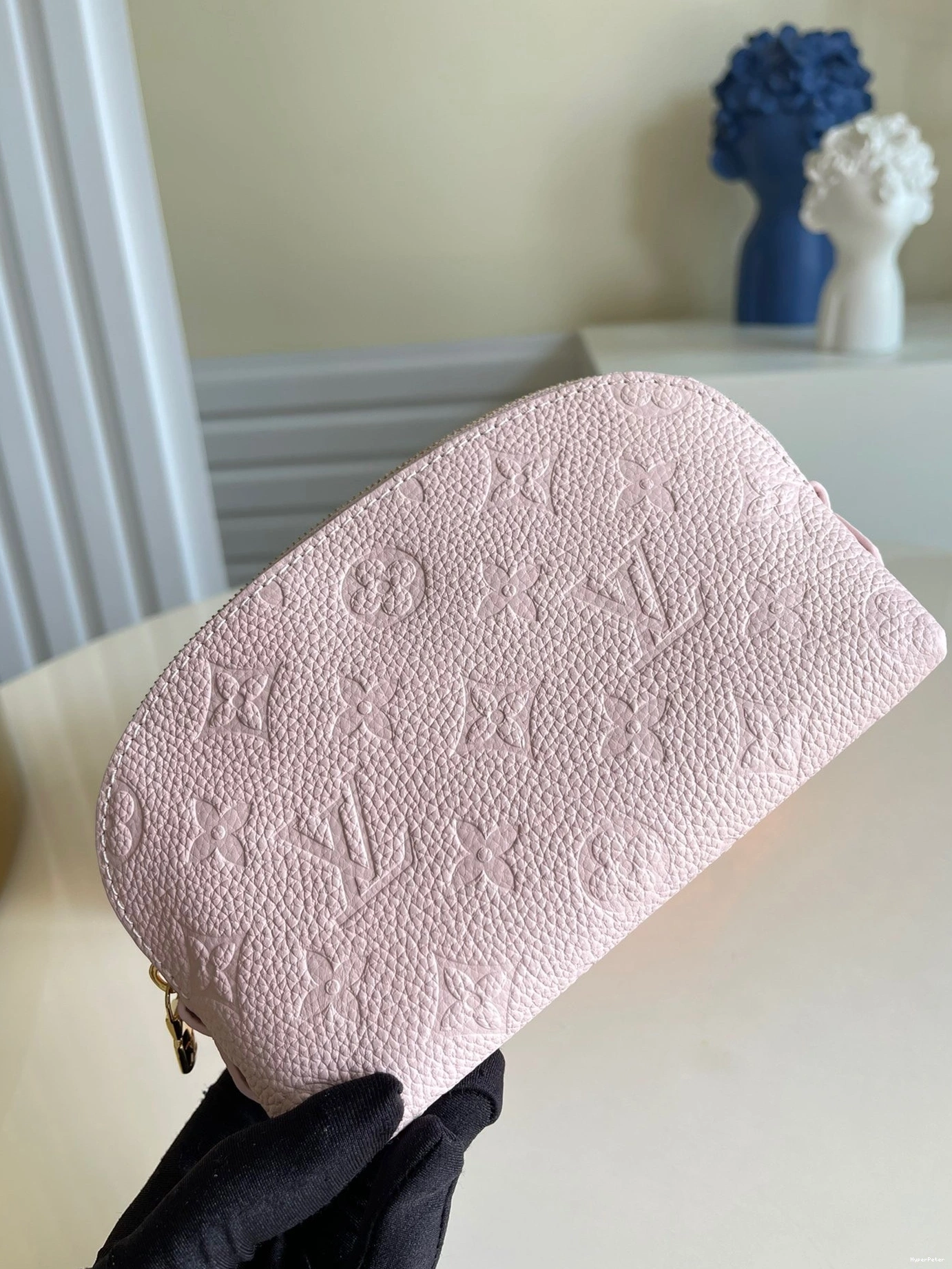 VUITTON LOUIS COSMETIC POUCH 0709